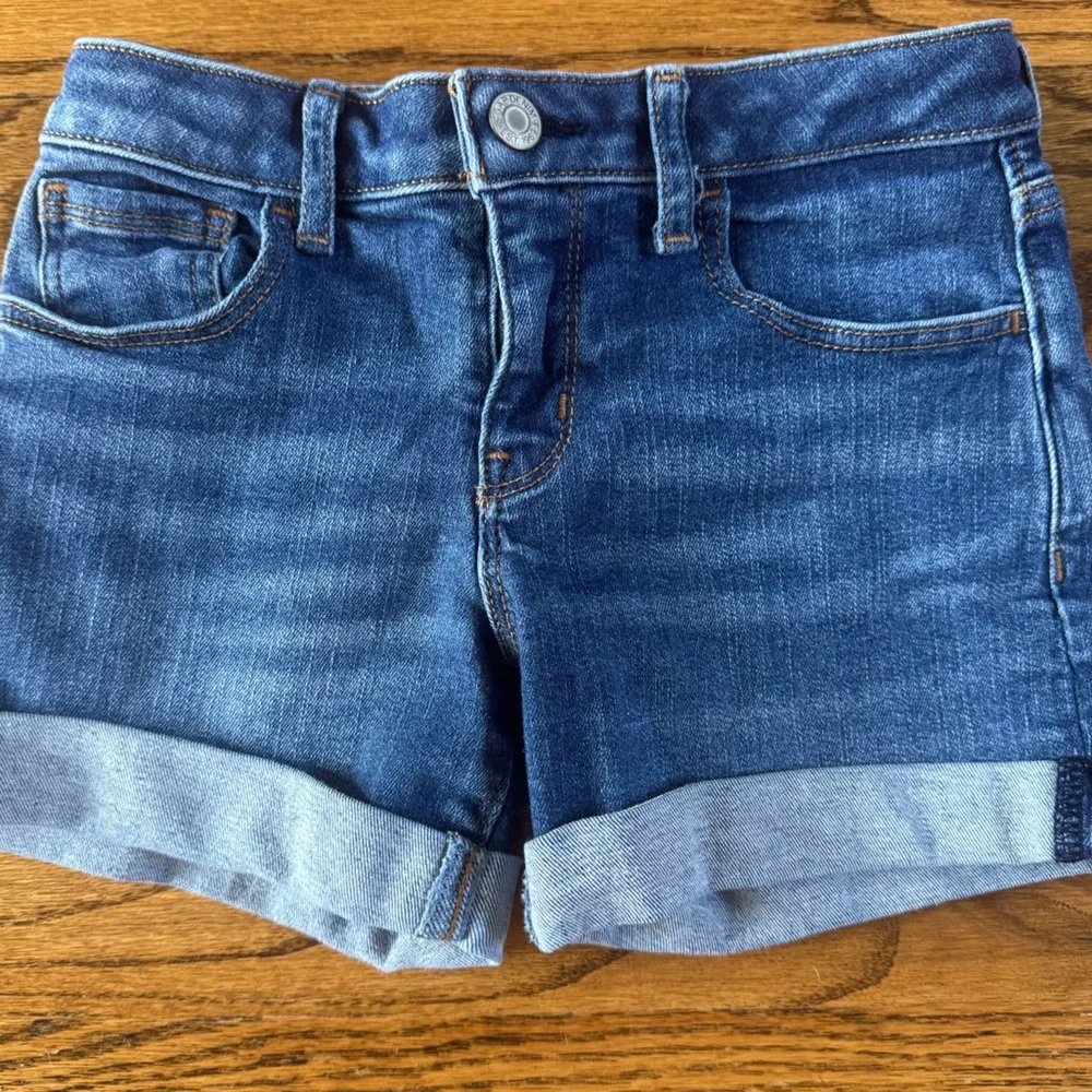 📚✏️ GAP Kids Denim Midi Shorts 8